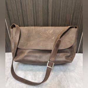 Konjo Ethiopian Highland Leather Messenger Bag